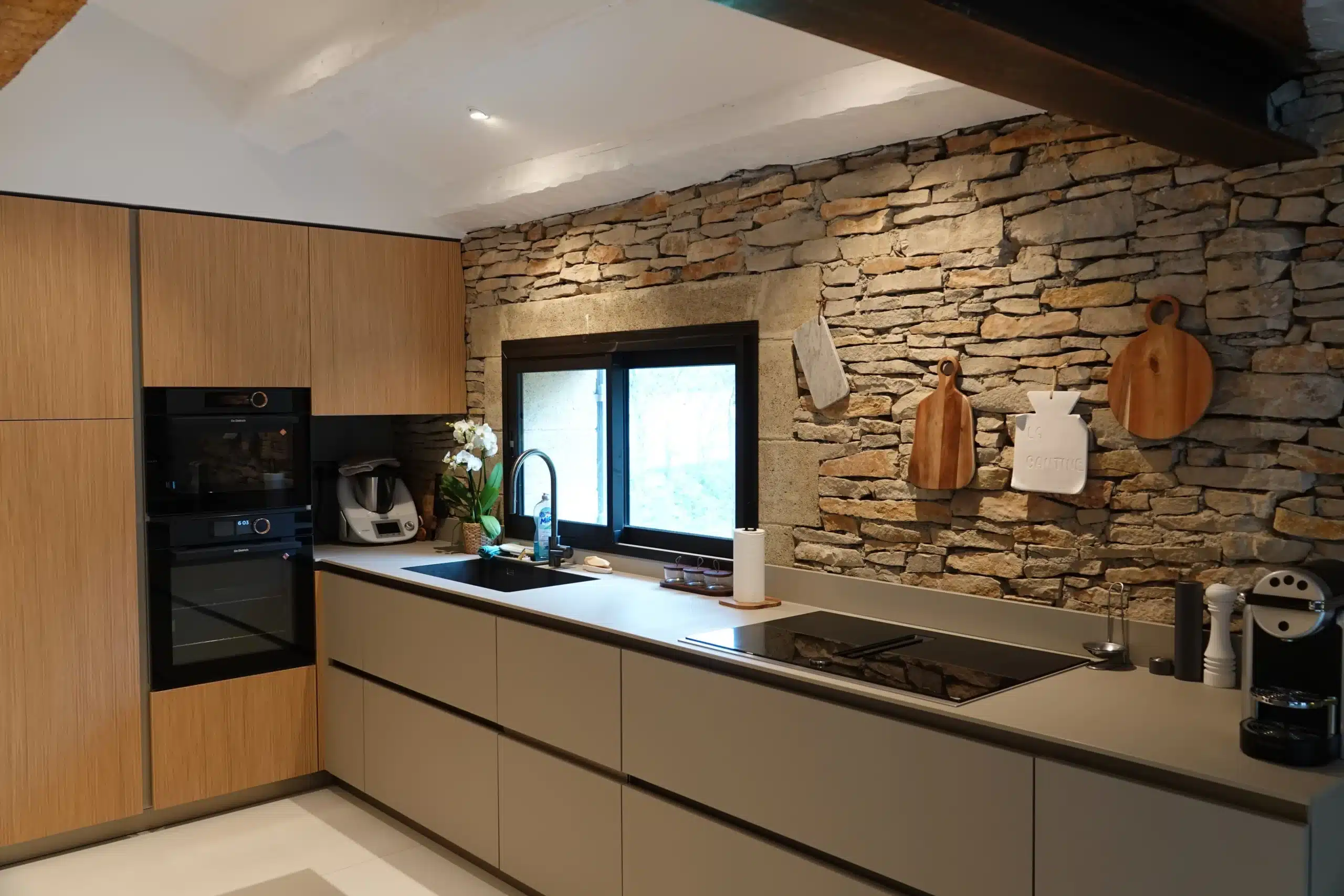 Arrchitecte d interieur pour cuisine sur mesure haut de gamme Aubagne